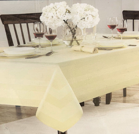 Wamsutta Tablecloth Everyday Melrose 90in Round -Vanilla