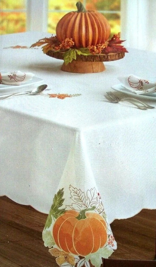 Windsor Fields Thanksgiving Pumpkins Harvest Cutwork Tablecloth Oblong 60in x 84in